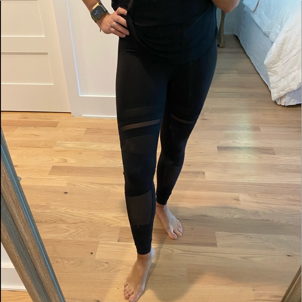 Lululemon mesh leggings
